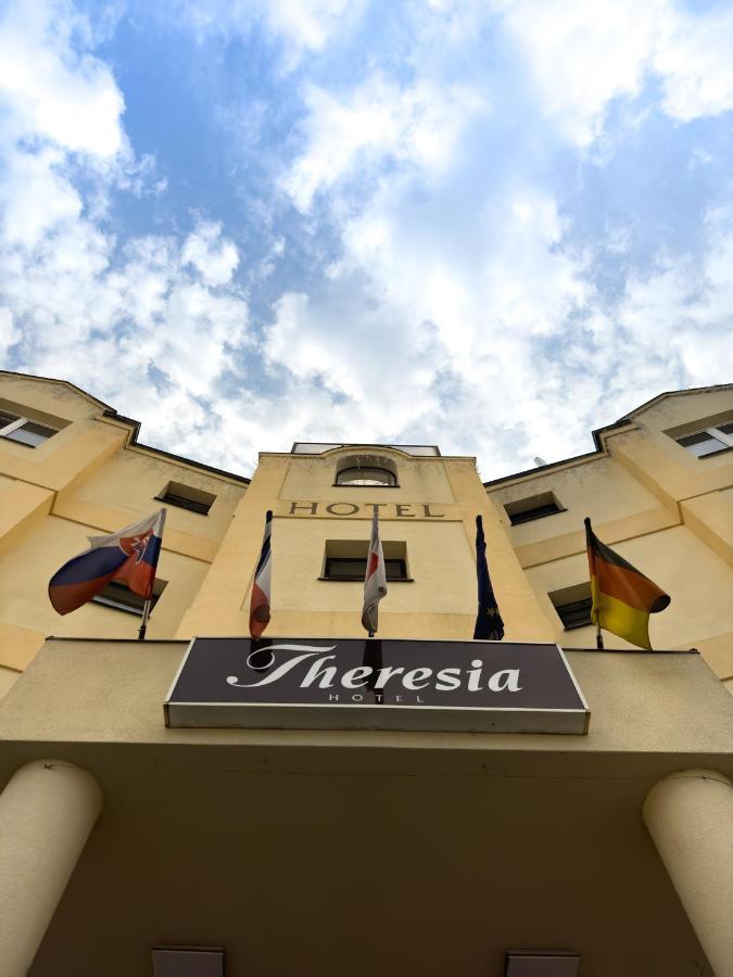 Hotel Theresia Kolín Eksteriør billede